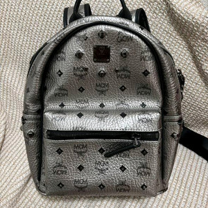 MCM 백팩 은색 S9036