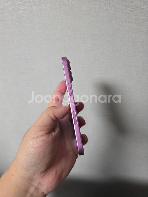 아이폰16 핑크 128기가 SS급 팝니다--2