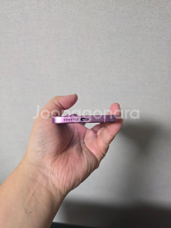 아이폰16 핑크 128기가 SS급 팝니다--5