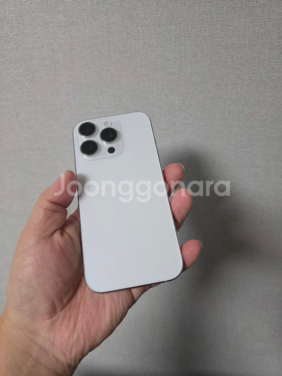 아이폰16프로 화이트 티타늄 512기가 SS급 팝니다--1