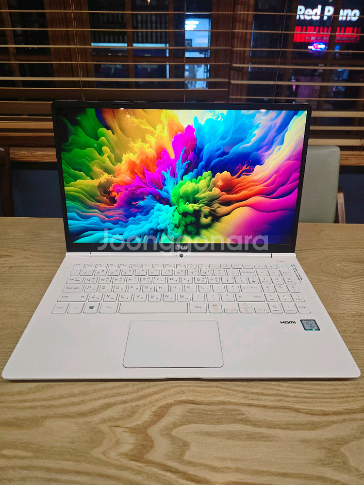 15인치 화이트 LG 그램 초경량 노트북(외관A급,8GB,256GB)--6
