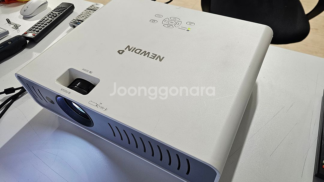 뉴딘 NCP-H55 레이저 중고빔프로젝터 5500안시--0