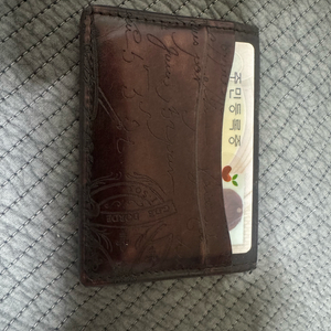 벨루티 카드 지갑