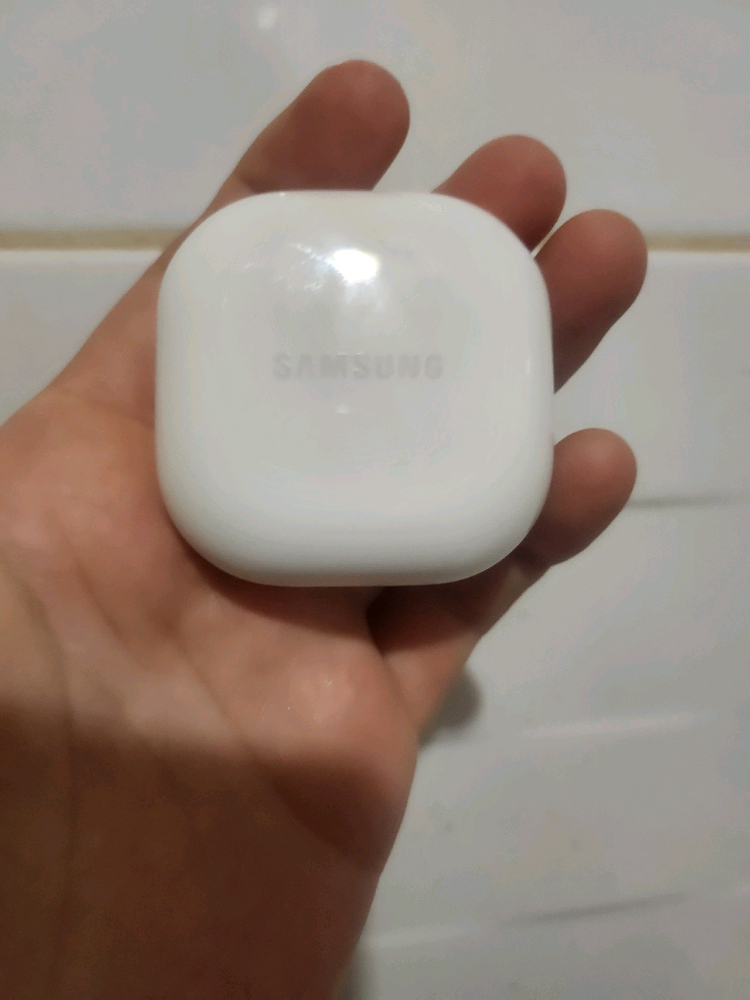 갤럭시 버즈3 프로 이미지