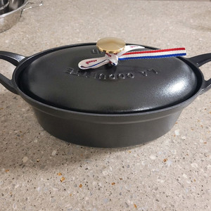 스타우브 오벌23