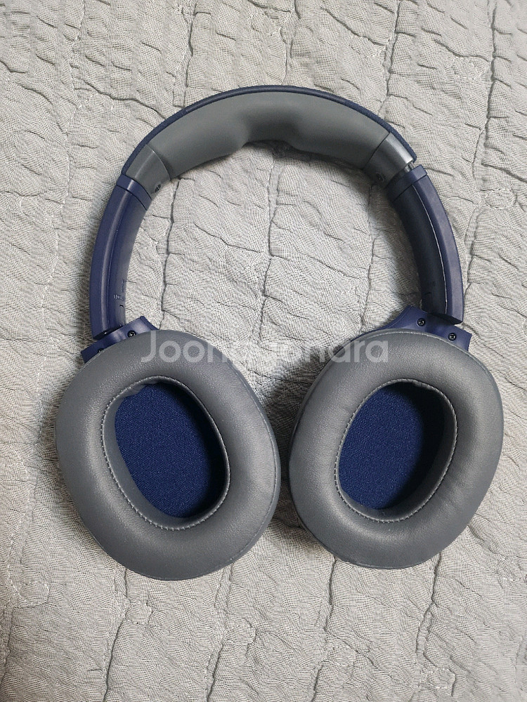 [거의새것] 스컬캔디 크러셔 이보 블루투스 헤드폰팝니다--2