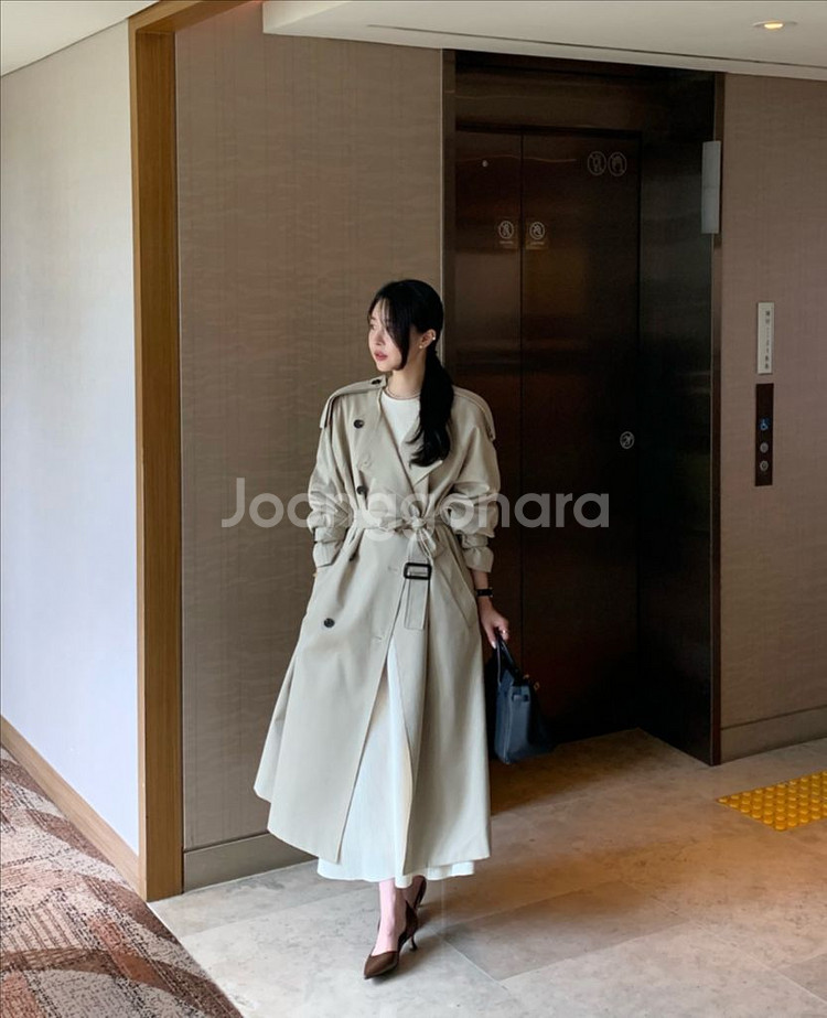 바이씨니 제작 여배우트렌치코트 연베 새상품--0