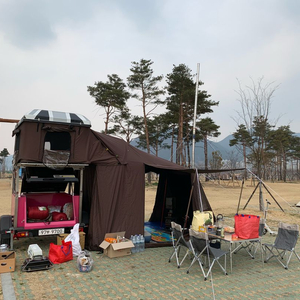 캠핑 트레일러 루프탑 텐트 이미지