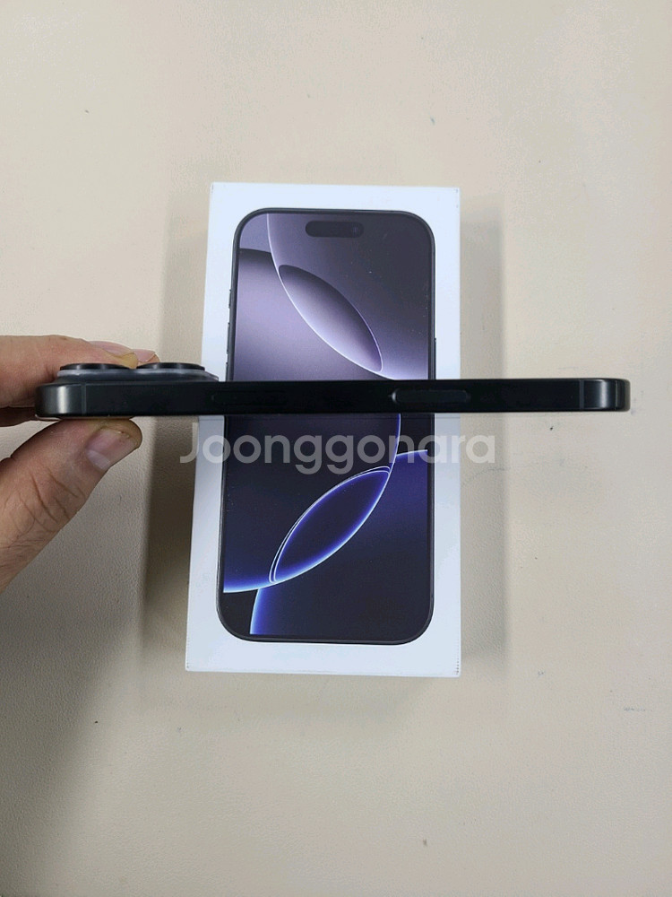 아이폰16프로 128G 밧데리100프로 무기스 실사용4개월 ^^--2