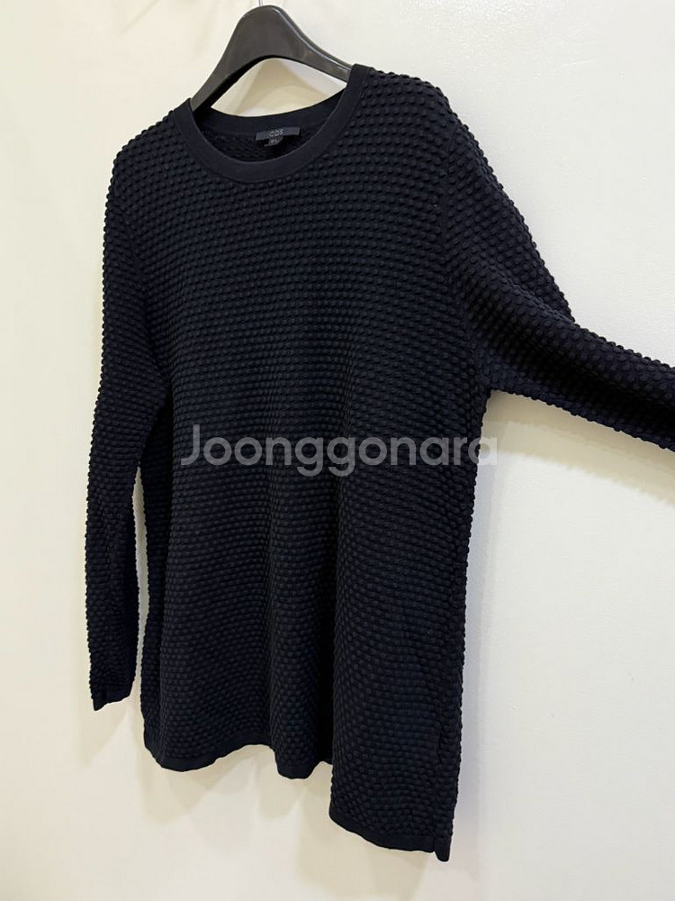 코스 cos 앰보 긴팔 티셔츠 정품--1