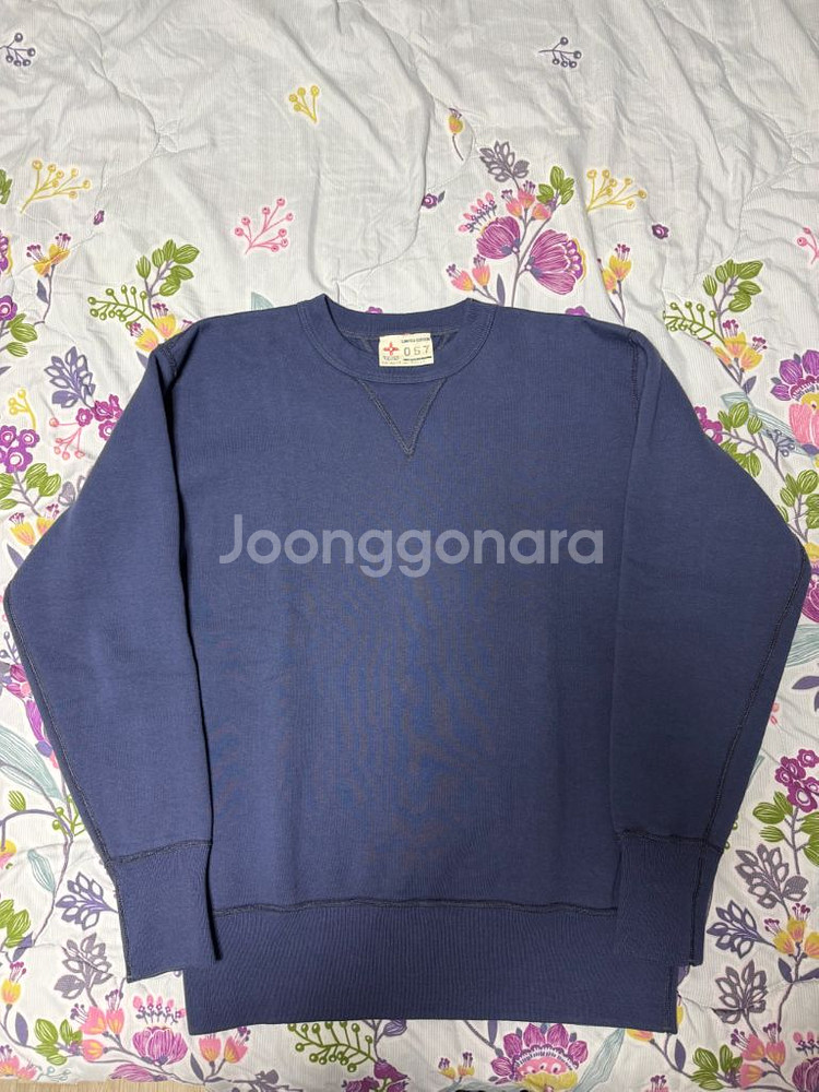 투문 루프휠 스웻셔츠 잉크블루 42/44사이즈 (새제품)--0