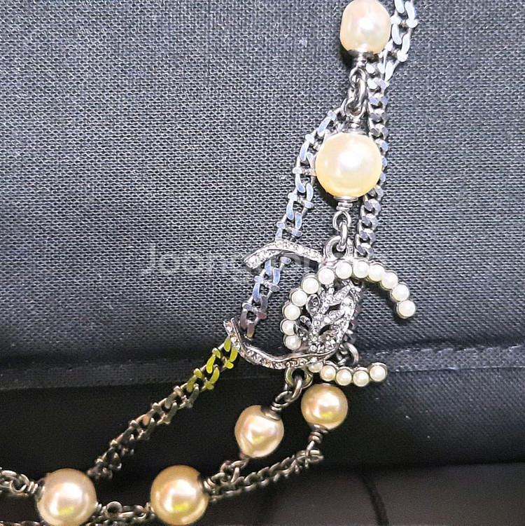 샤넬 CC 로고 진주 목걸이--3