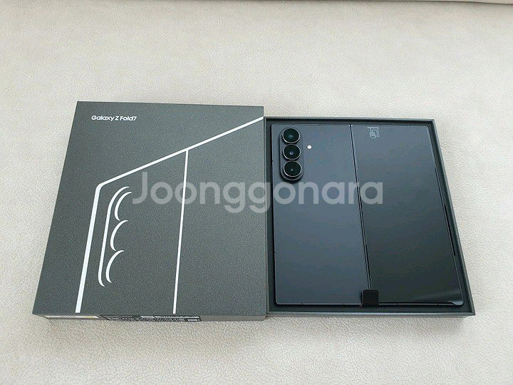 삼성 자급제 갤럭시 Z 폴드7 풀박스 512GB 블랙 SS급--1