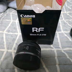 캐논 RF 50mm F1.8 STM 렌즈