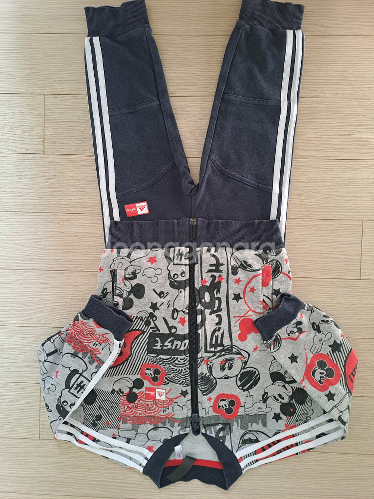 아디다스 미키마우스 디즈니 콜라보 져지 세트 90사이즈--8