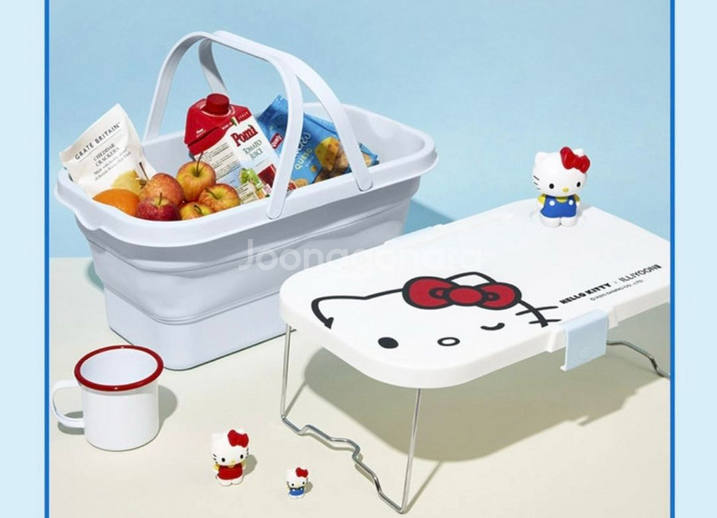 일리윤 키티 콜라보 피크닉 폴딩테이블박스--0