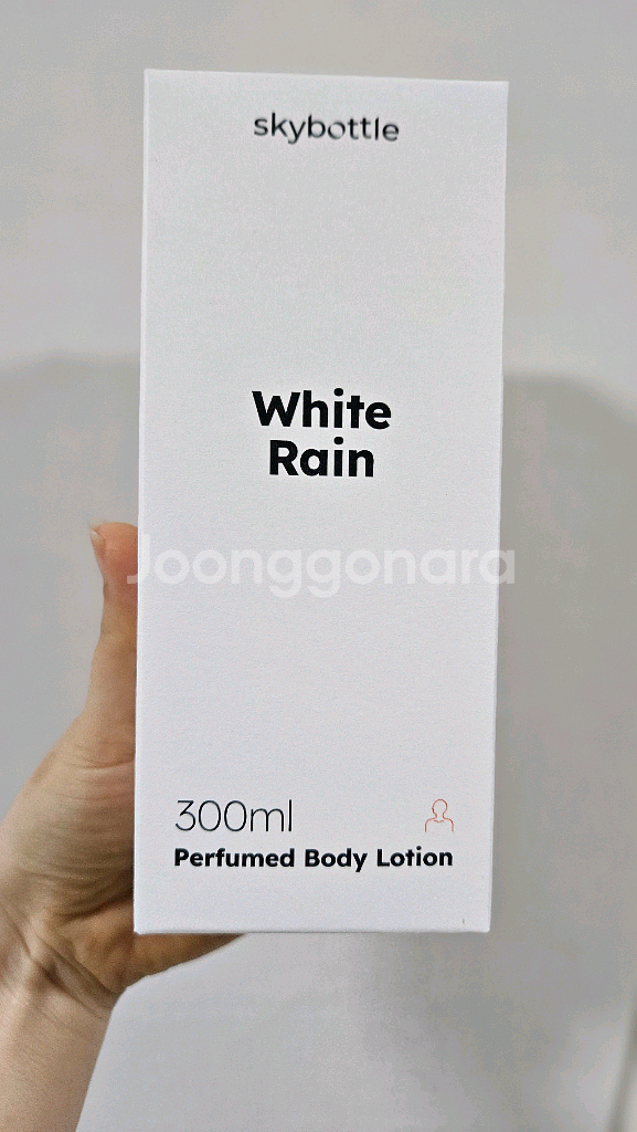 스카이보틀 화이트레인 바디로션&핸드크림 세트--3