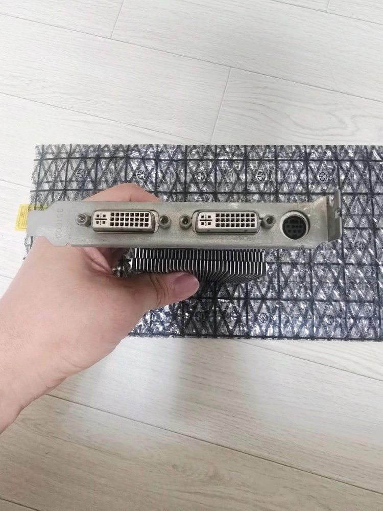 GF9600GT 512M DDR3 그래픽카드 팝니다 이미지