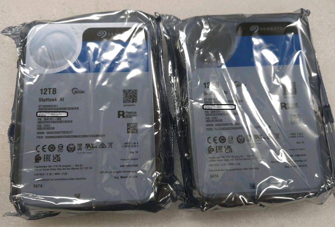 [판매완료] 씨게이트 ST12000VE001 12T--0