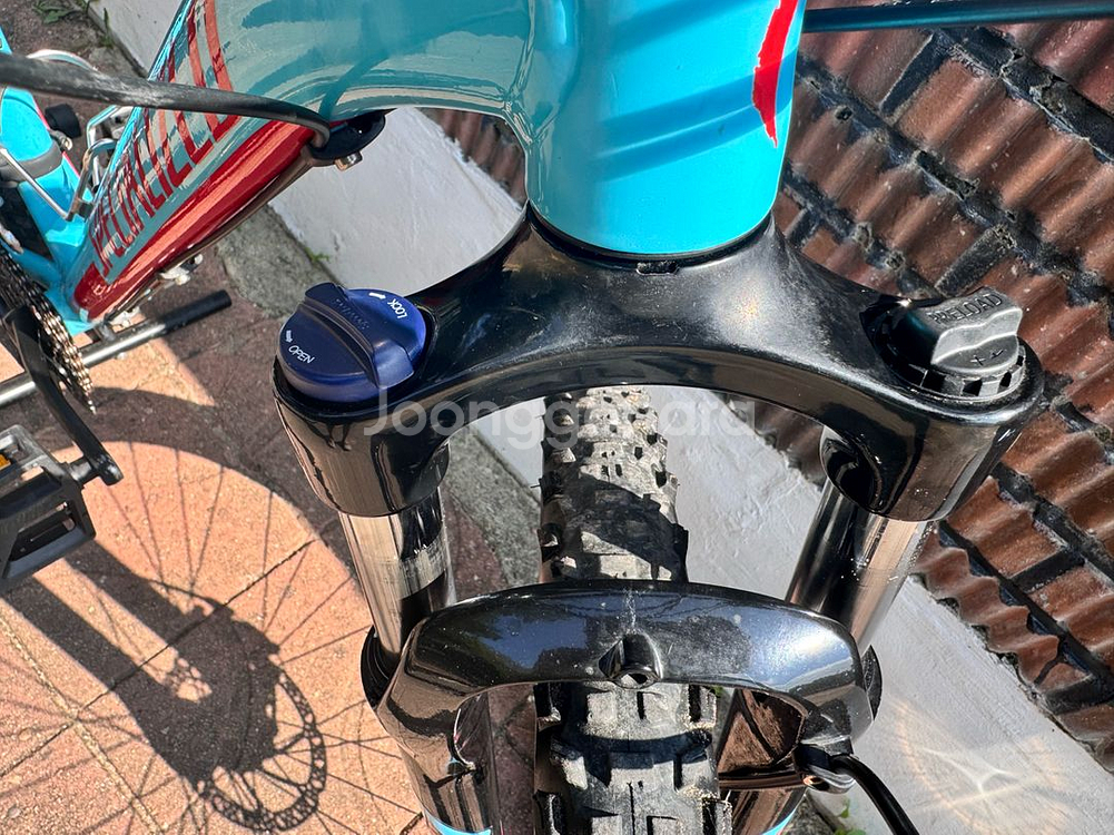 스페셜라이즈드 MTB 27.5 사이즈S--6