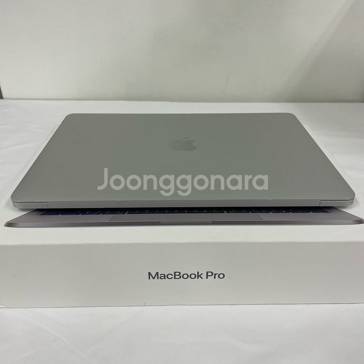 맥푹프로13 터치바 M1 A2338 배터리97%--7