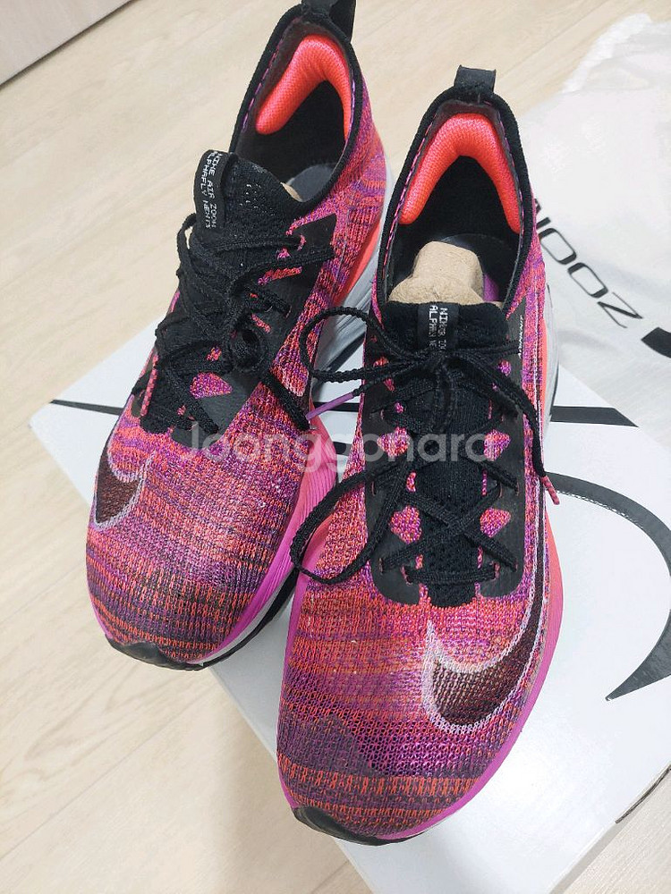 나코탭 나이키 에어줌 알파플라이 넥스트 + 런닝화 하나 더--2