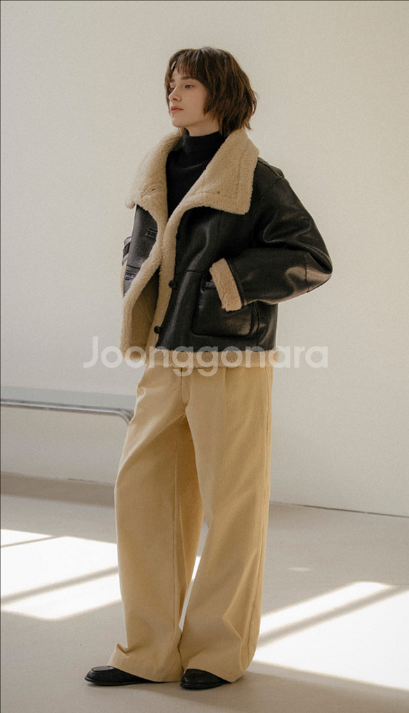 프리버07 하이넥 무스탕 / High neck faux leather--3