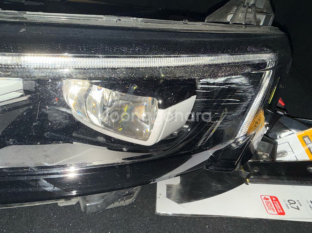 르노삼성 왼쪽 라이트 판매합니다--2