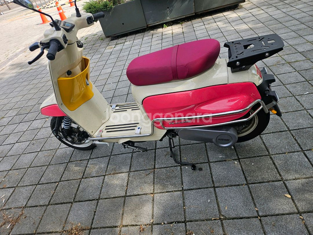 키웨이 플로라125입니다--2