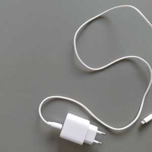 애플 정품 24W 아이폰 8핀 충전기