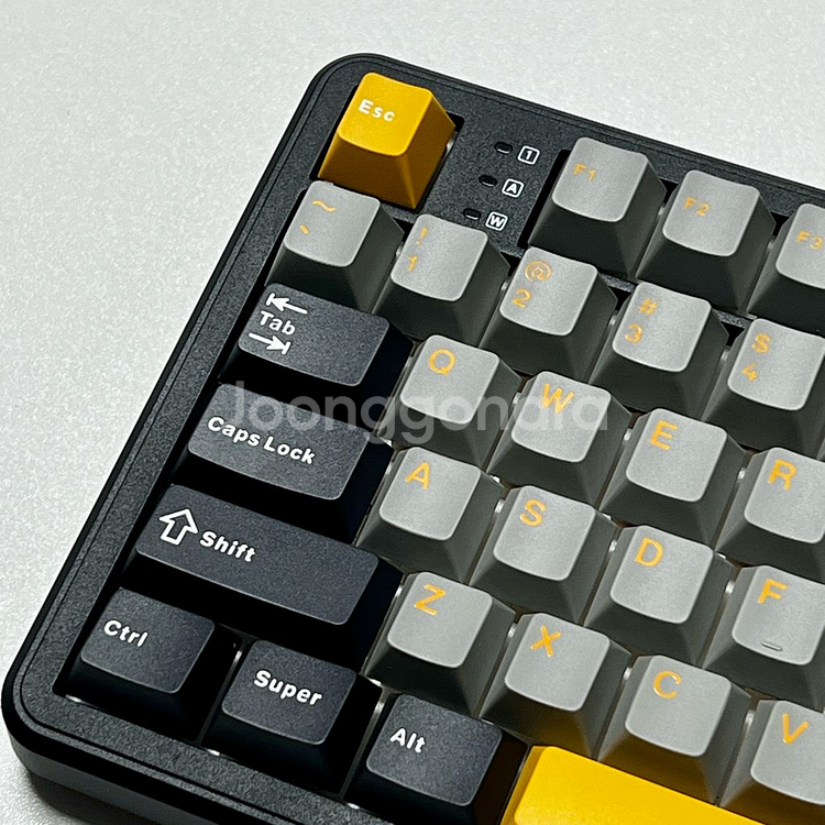 독거미 F108 Pro 키보드 블랙옐로우 그린축(리퍼축) 새거--1