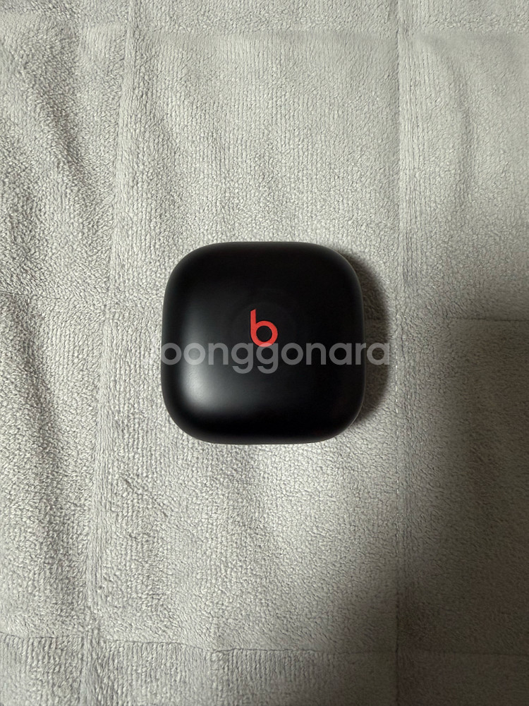 애플 비츠 핏 프로 무선 이어폰--1