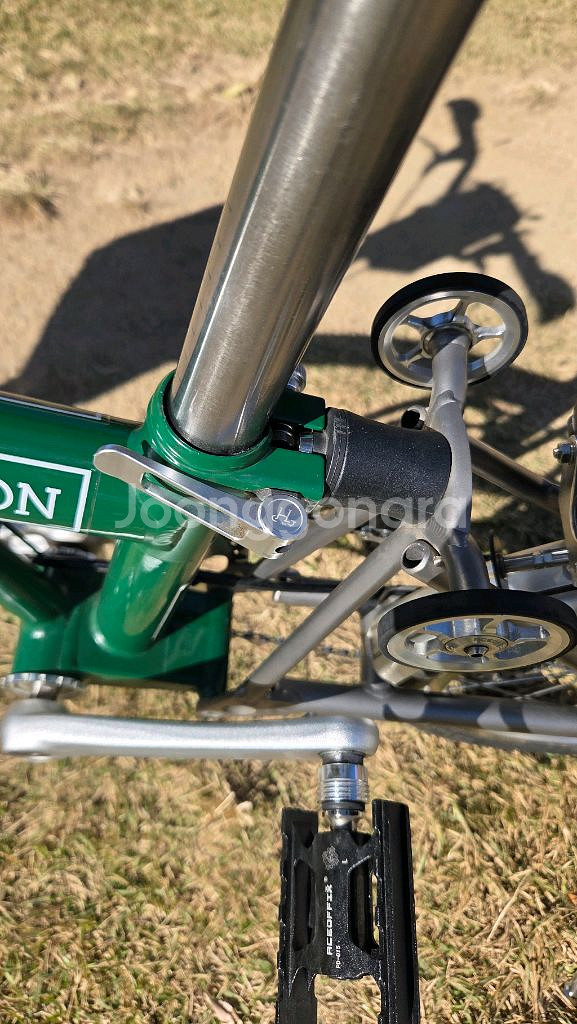 <가격수정>브롬톤 레이싱그린 티탄 외장7단--5