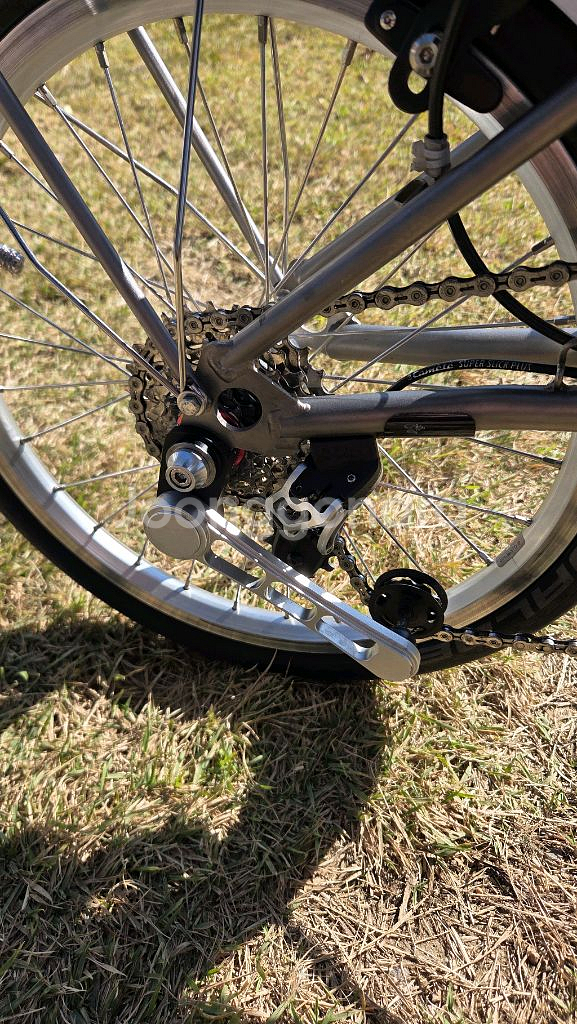 <가격수정>브롬톤 레이싱그린 티탄 외장7단--3