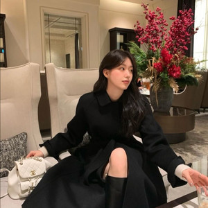 르플레인 블랙 핸드메이드 코트