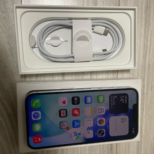 아이폰 16e 화이트 128GB 판매합니다