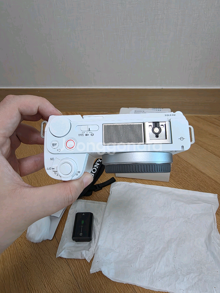 소니 zv-e10m2 / zv-e10 2세대 신형 화이트 바디--2