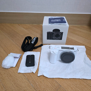 소니 zv-e10m2 / zv-e10 2세대 신형 화이트 바디