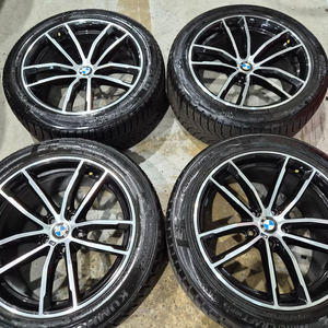 (판매) bmw5시리즈 662m 윈터 18인치 휠타이어 판매합니다