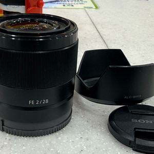 FE 28mm F2 렌즈