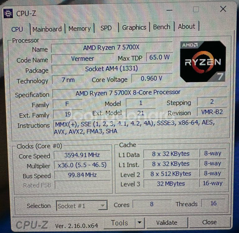 게이밍 컴퓨터 본체 RTX 3070 Ryzen 7 5700X--5