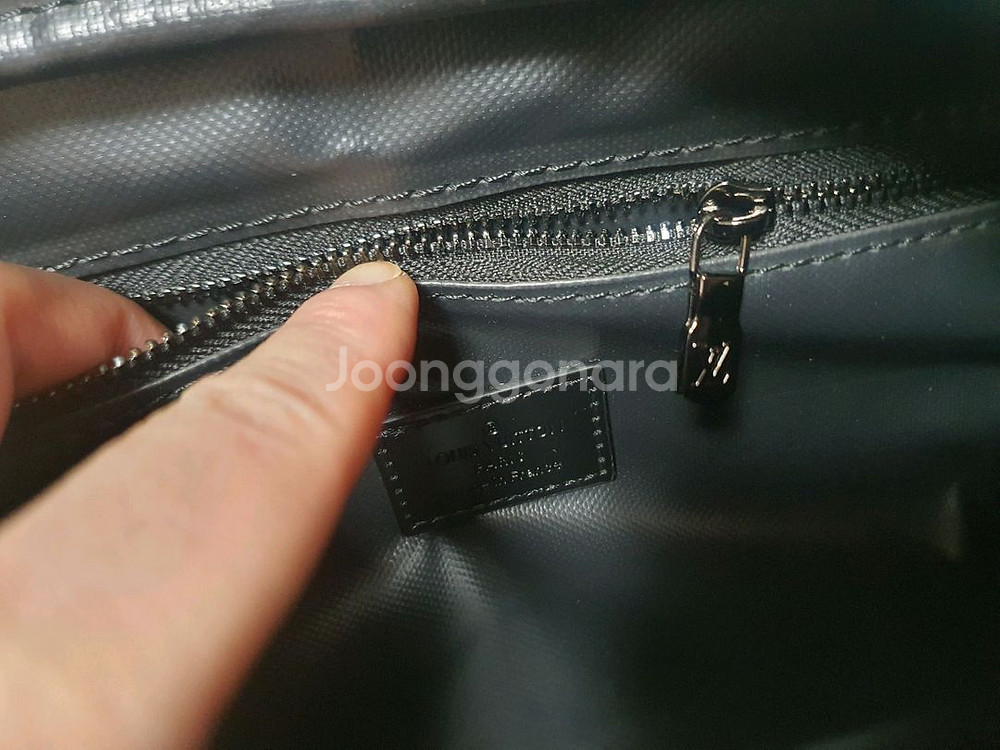 루이비통돕키트 앙쁘렝뜨 새상품 루이비통가방--3