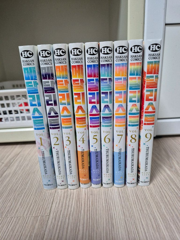 메달리스트 1-9 초판 이미지