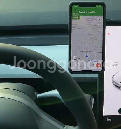 테슬라 모델3하이랜드/모델Y주니퍼 MagBak(맥박) 무선충전기--3