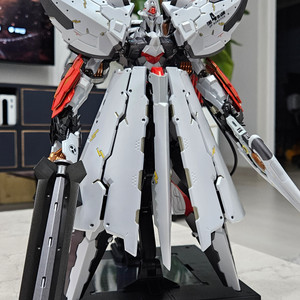 핫토이, 쓰리제로, 더합체, 메탈빌드, 메탈로봇혼 기타등등 판매