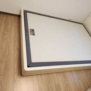 에이스 메트리스 프레임 팝니다