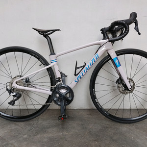 상태 좋은 21년 스페셜라이즈드 루베콤프 풀 울테그라 디스크 카본 로드자전거 44사이즈 팔아요.