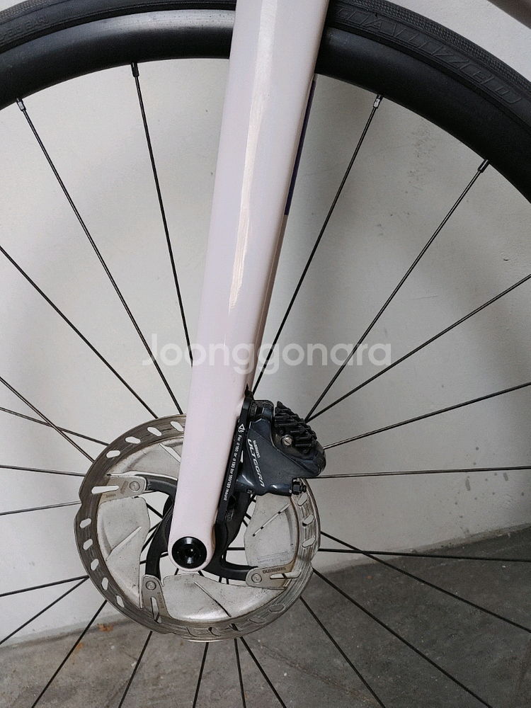 상태 좋은 21년 스페셜라이즈드 루베콤프 풀 울테그라 디스크 카본 로드자전거 44사이즈 팔아요.--8