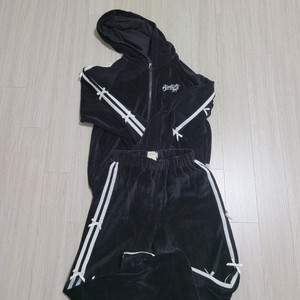 에어피쉬 안젤리나 셋업 블랙 J2사이즈