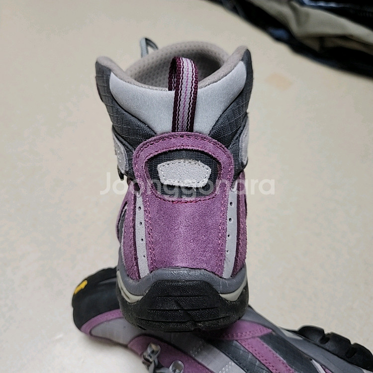 여성용 등산화 240--4